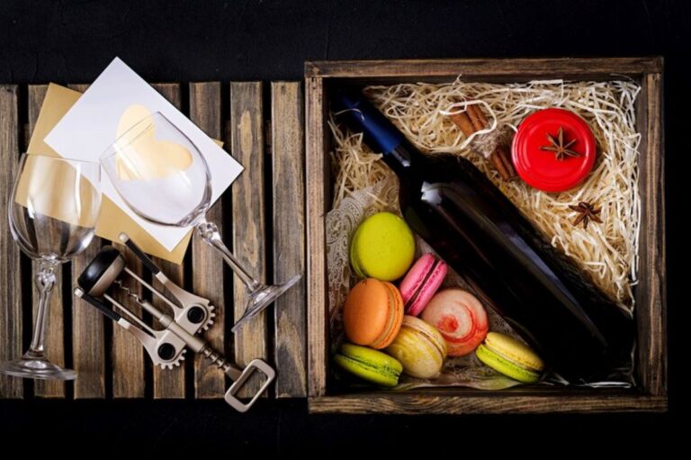 whiskey hampers