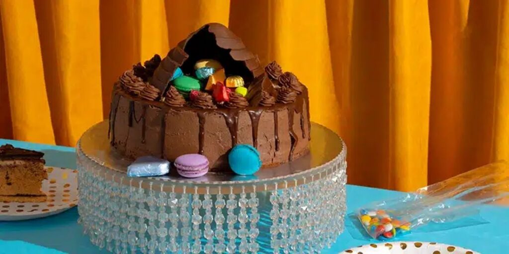 frozen elsa cake